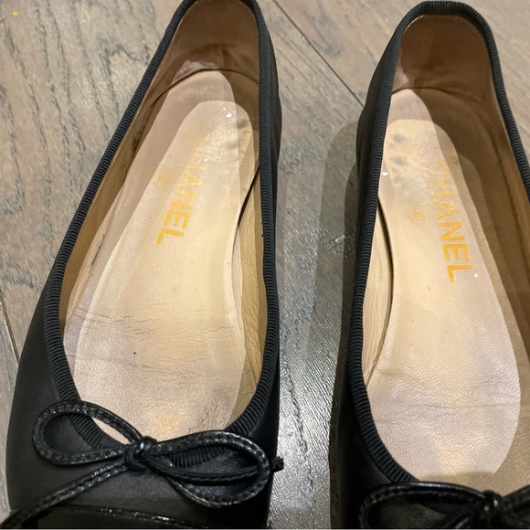 SOLD❌Chanel Black Ballet Flats - Picture 11 of 15